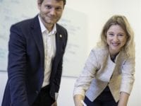 Pressefoto: Christian Damholdt, bestyrelsesformand i Oxfam IBIS og Sophie Hæstorp Andersen (S), regionsrådsformand, Region Hovedstaden.
