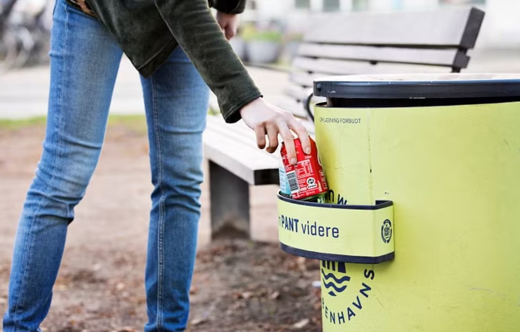 WWF Verdensnaturfonden og Coca-Cola vil have de unge til at pante mere